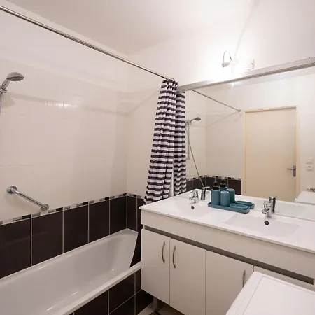 Le Jardin Des Chimeres Apartmán *